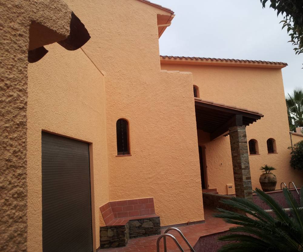 facade orange.jpg